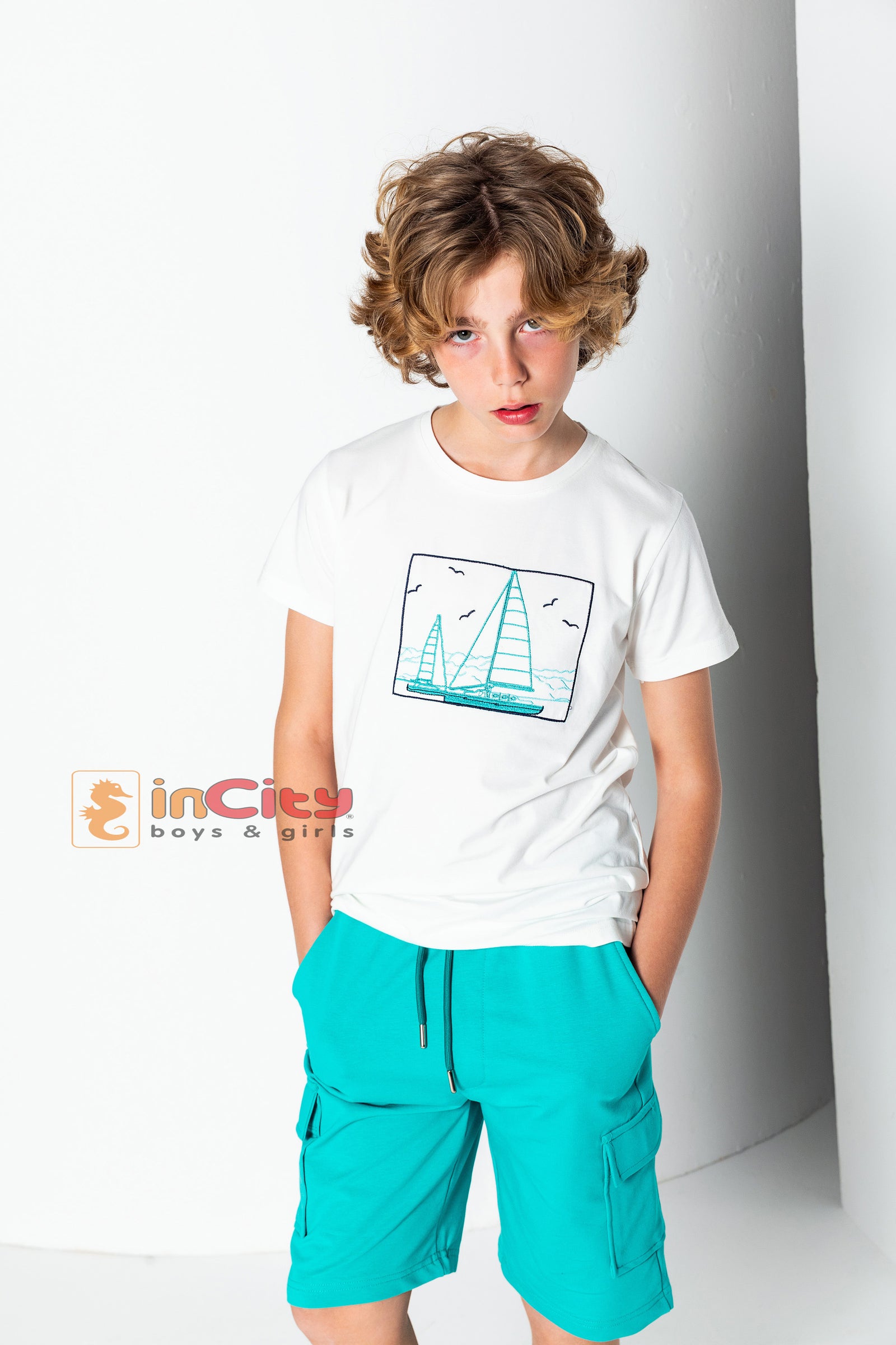 #renk_ekru-mint-yeşili