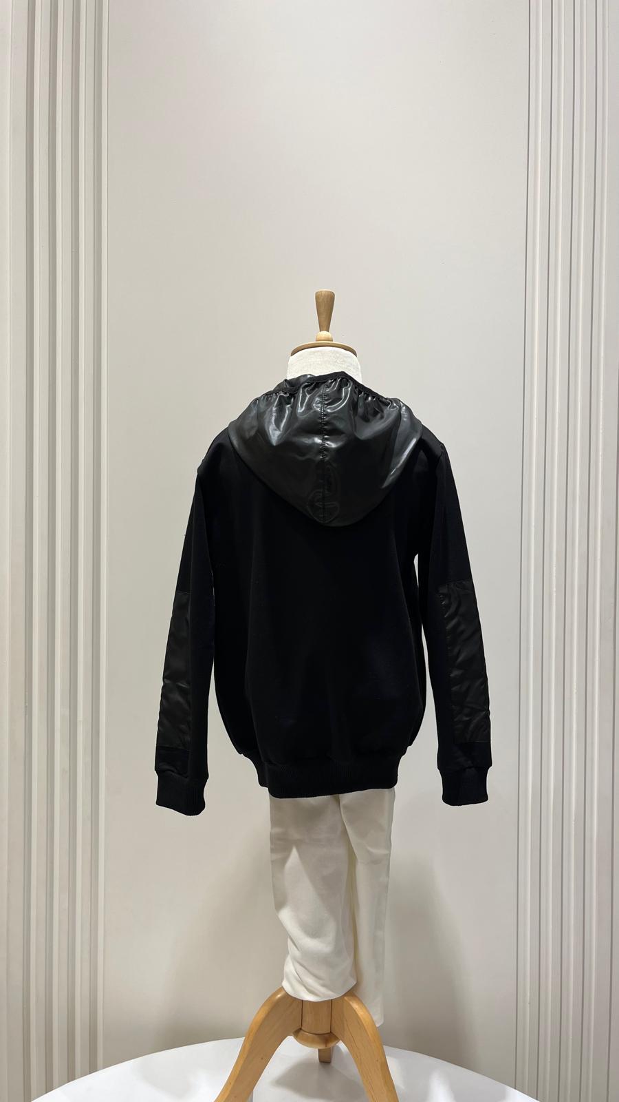 Erkek Çocuk Kapşonlu Fermuarlı Paraşüt Kumaş Detaylı Kapaklı Cepli Sweat Ceket