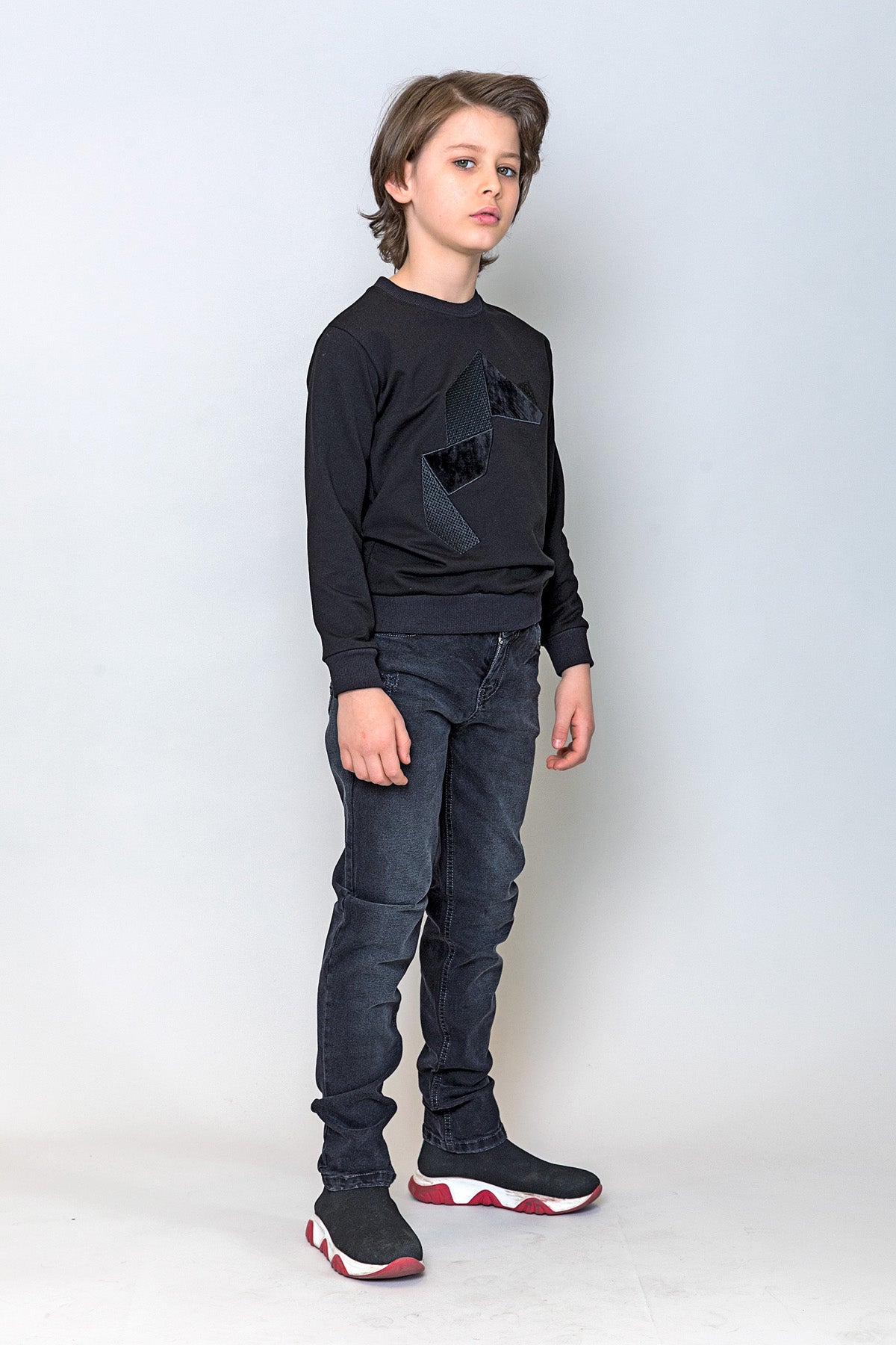 InCity Kids Erkek Çocuk Nakışlı ve Peluşlu Geometrik Desenli Sweatshirt